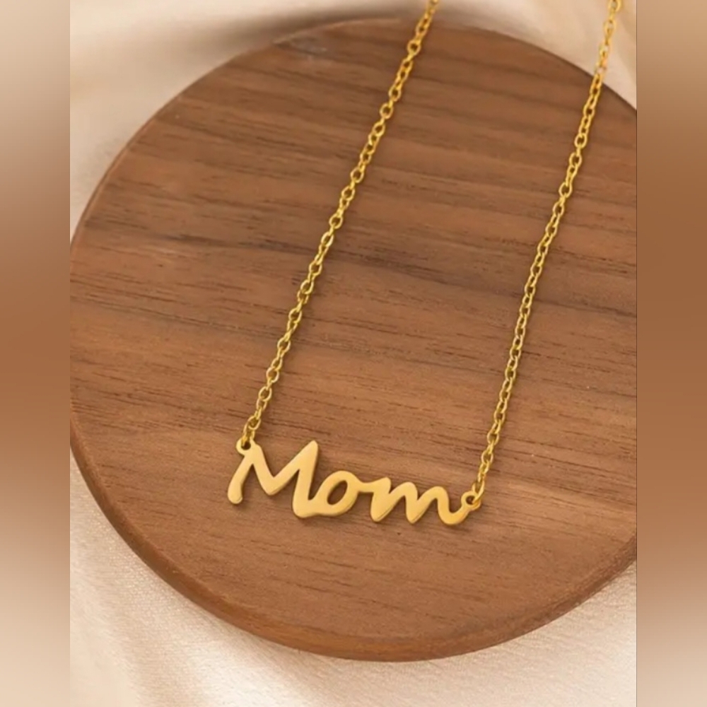 Gold 'Mom' Necklace
